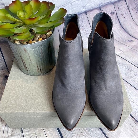 NWOB Frye Reina Cut Out Booties - Picture 8 of 8